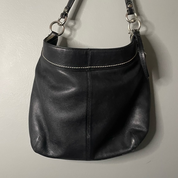 Coach Black Leather Shoulder Bag - Picture 4 of 4